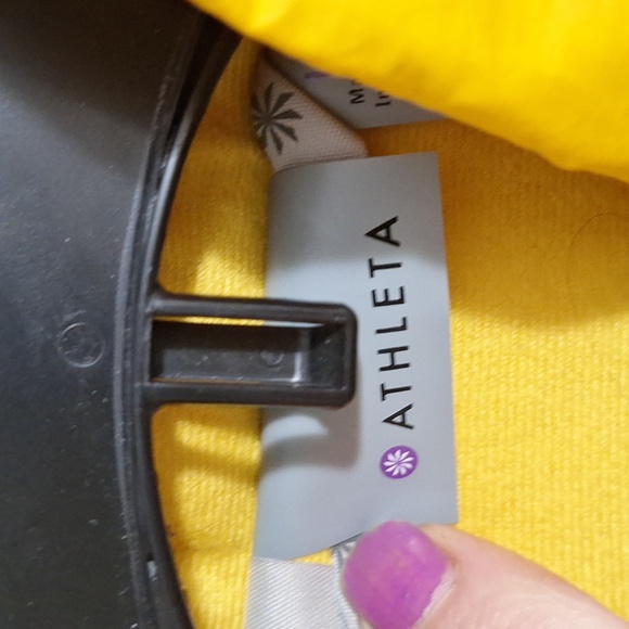 Athleta "Rockview" lined nylon hooded zipper vest - L - gold yellow - Picture 4 of 11